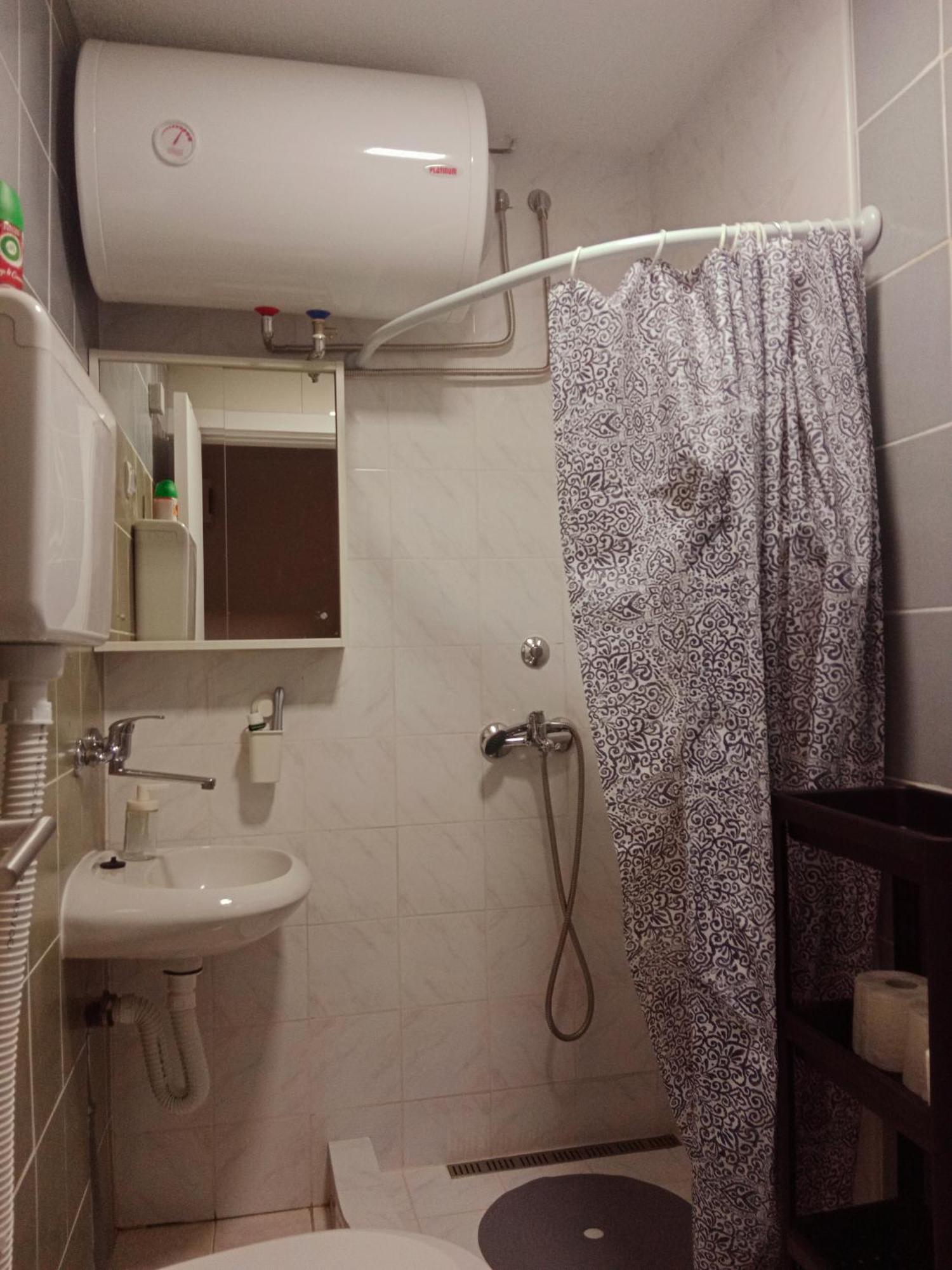 Visoki Vrh Apartman Belgrad Exterior foto
